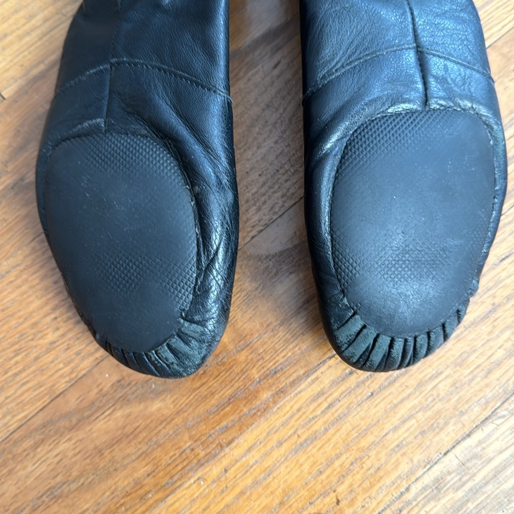 💃🏻Capezio black leather jazz shoes. Size 7M. - Picture 8 of 8